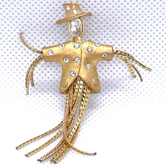 Vintage Gold-Tone Fall Autumn Scarecrow Brooch Pin Rhinestones Hat Hanging Chain - Picture 1 of 7